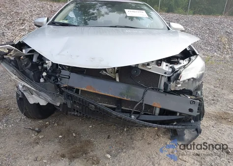 2018 Toyota Corolla Se z USA, uszkodzony, nr VIN 2T1BURHE4JC076121